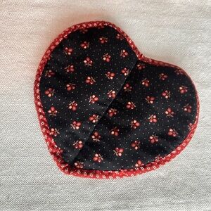 Handmade Heart-Shaped Black and Red Potholder